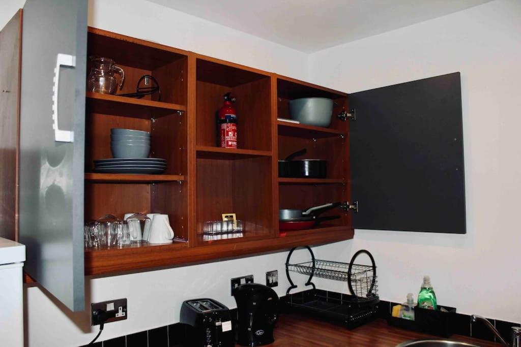 Modern City Central Studio Apt Birmingham Bagian luar foto